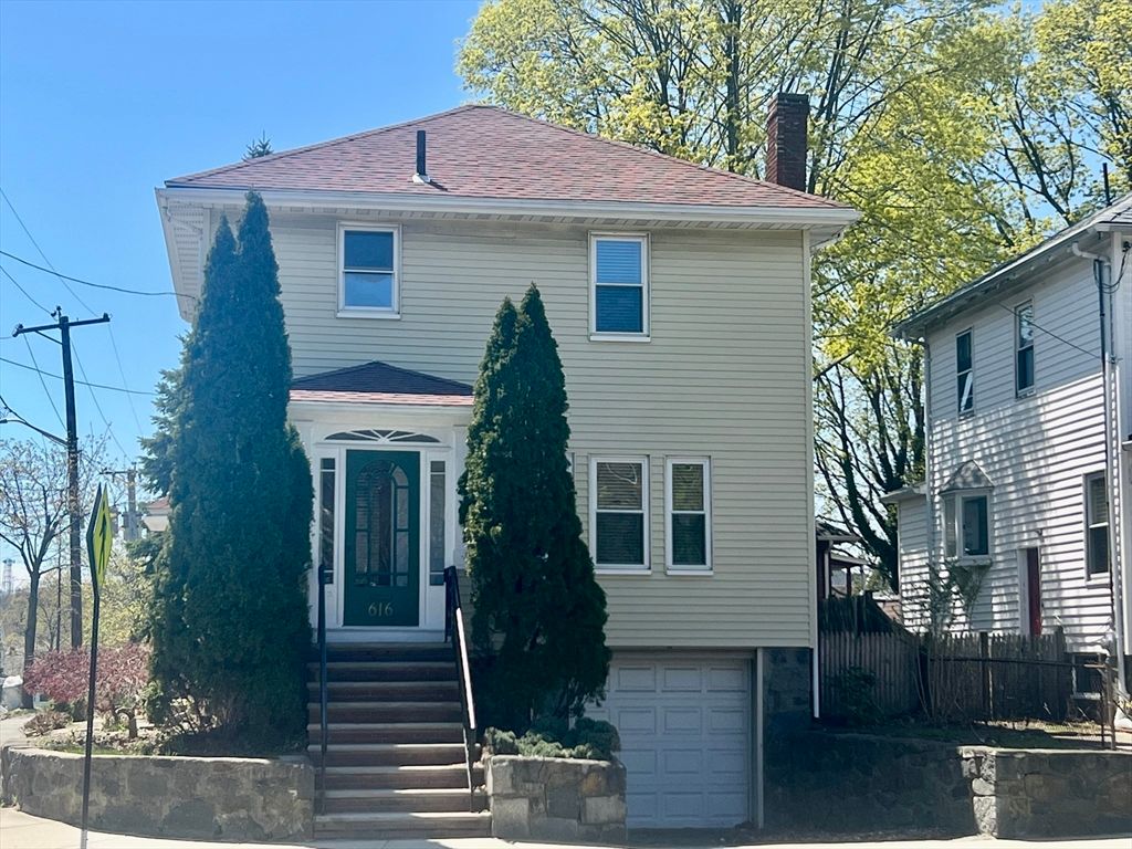 616 Adams Sr 1, Quincy, MA 02169