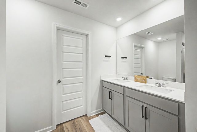 3121 Lyman Ridge Rd, Columbia, TN 38401