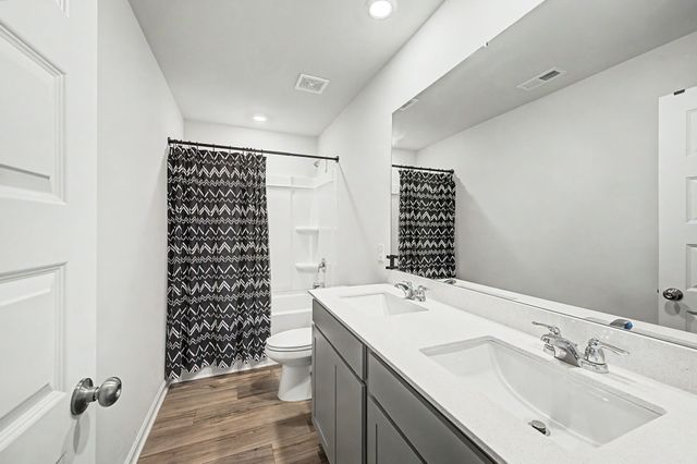 3121 Lyman Ridge Rd, Columbia, TN 38401