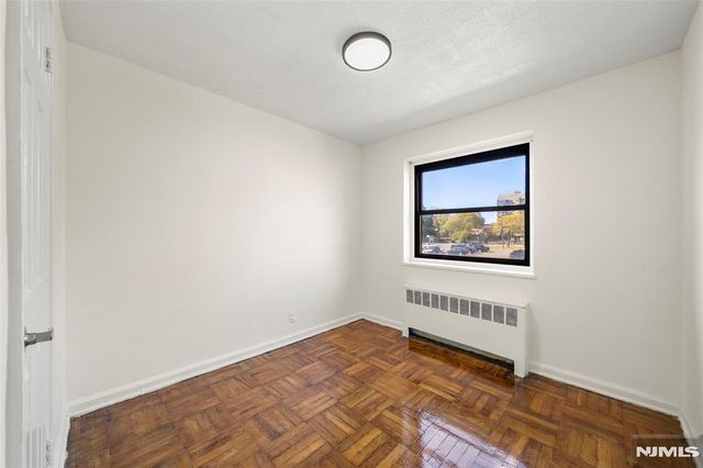 2335 Hudson Terrace A6, Fort Lee, NJ 07024