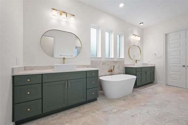 4418 Highland Field Ln, Sugar Land, TX 77479