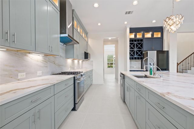 4418 Highland Field Ln, Sugar Land, TX 77479