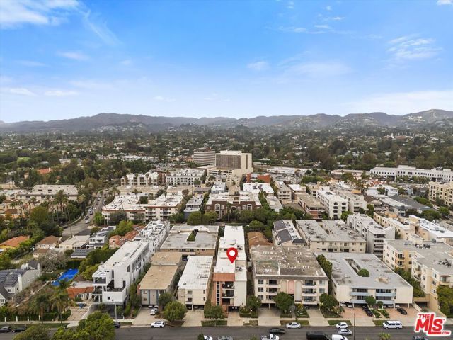 11947 Dorothy Street 203, Los Angeles, CA 90049
