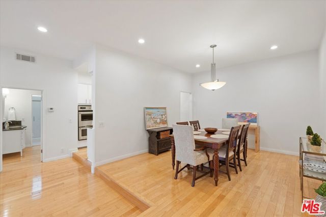 11947 Dorothy Street 203, Los Angeles, CA 90049