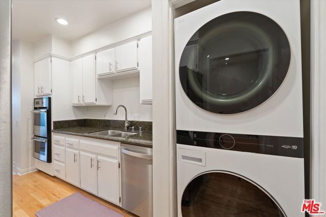 11947 Dorothy Street 203, Los Angeles, CA 90049