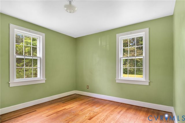 5711 Middle Rd, Prince George, VA 23875