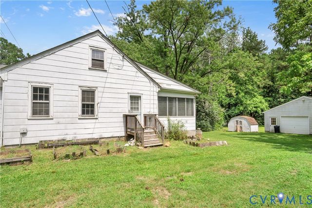 5711 Middle Rd, Prince George, VA 23875