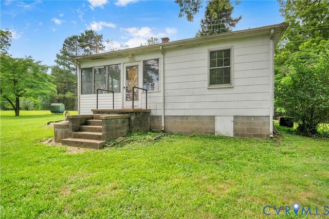 5711 Middle Rd, Prince George, VA 23875