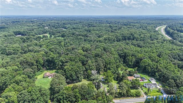 5711 Middle Rd, Prince George, VA 23875