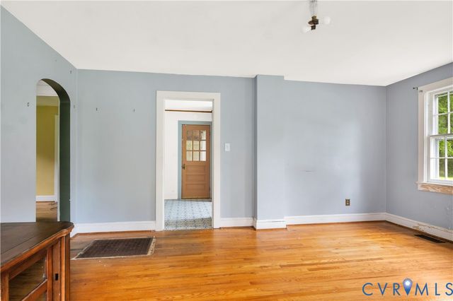 5711 Middle Rd, Prince George, VA 23875