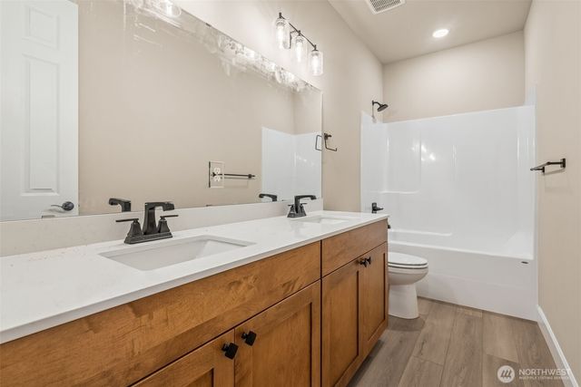 10656 Treasure Drive NW #107, Silverdale, WA 98383