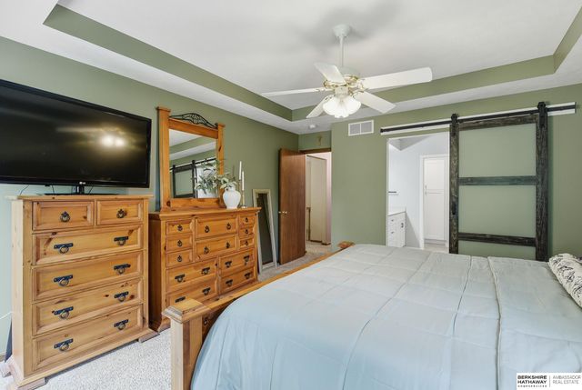 16371 W Street, Omaha, NE 68135