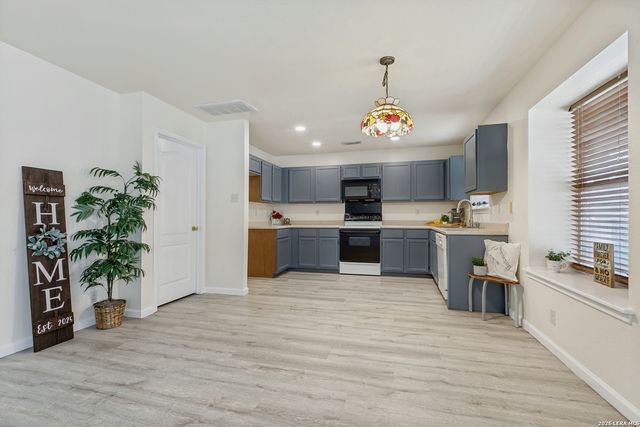 719 Leopard, San Antonio, TX 78251