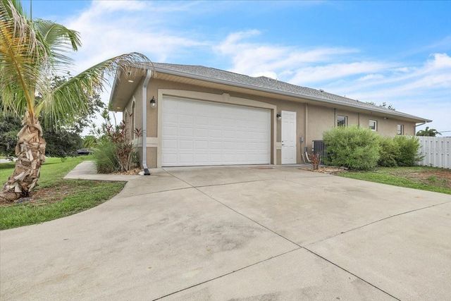 2441 STAVER STREET, Punta Gorda, FL 33980