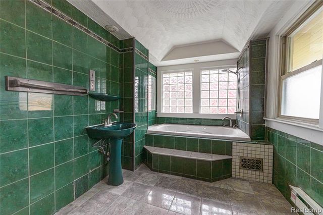 39 Colorado Street, Highland Park, MI 48203