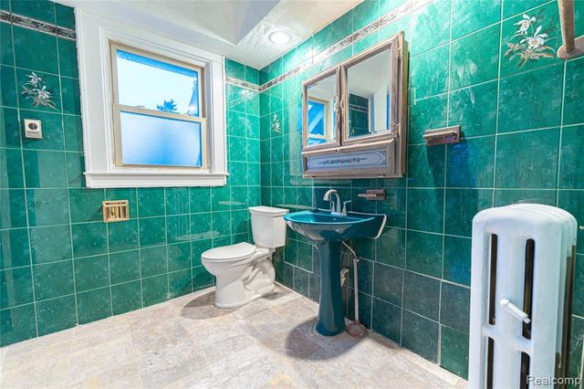 39 Colorado Street, Highland Park, MI 48203