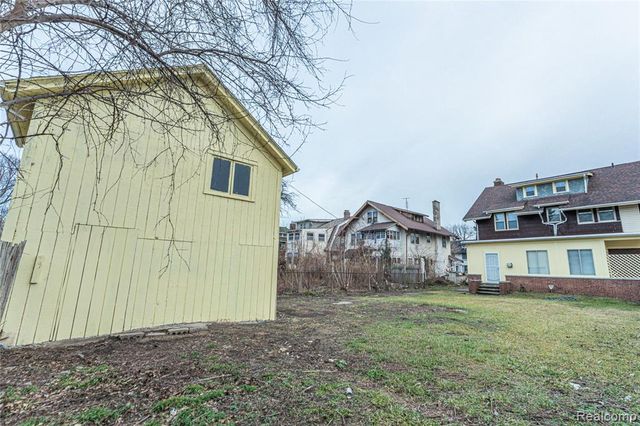 39 Colorado Street, Highland Park, MI 48203