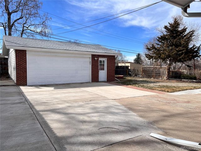 2271 S Vrain Street, Denver, CO 80219