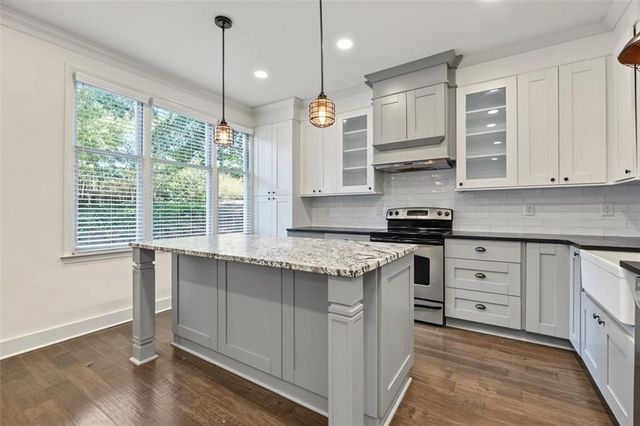 401 Carryback Drive NE, Marietta, GA 30068