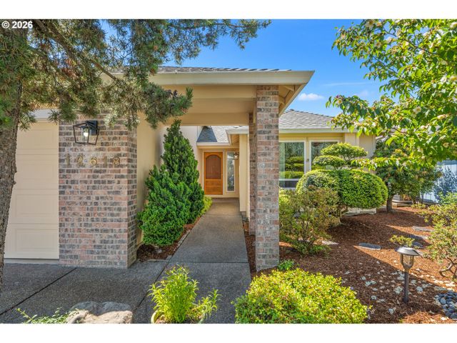 12618 Sw PEACHVALE St, King City, OR 97224