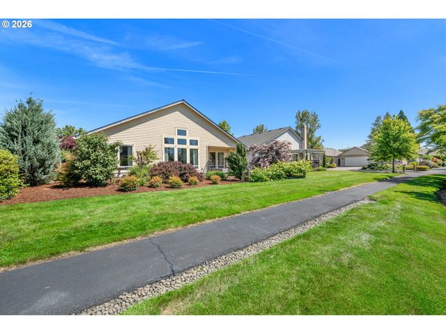 12618 Sw PEACHVALE St, King City, OR 97224