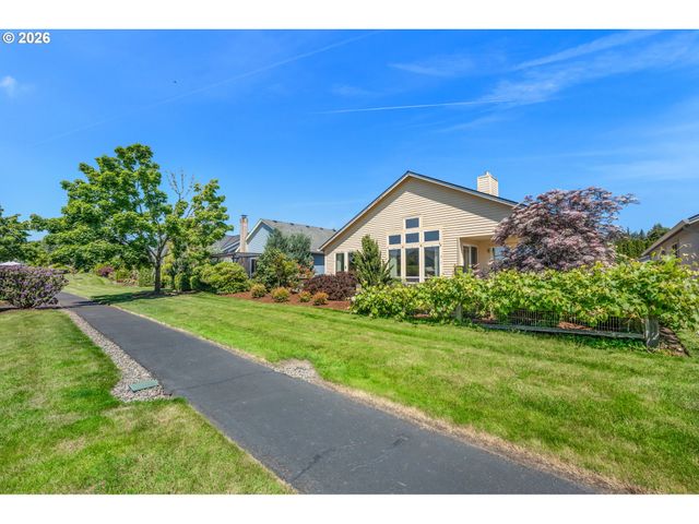 12618 Sw PEACHVALE St, King City, OR 97224