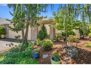 12618 Sw PEACHVALE St, King City, OR 97224