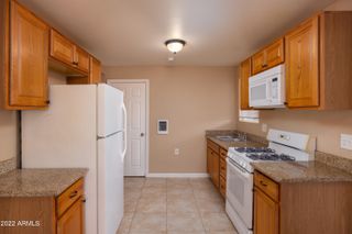 2501 W BELMONT Avenue Apt 5, Phoenix, AZ 85051