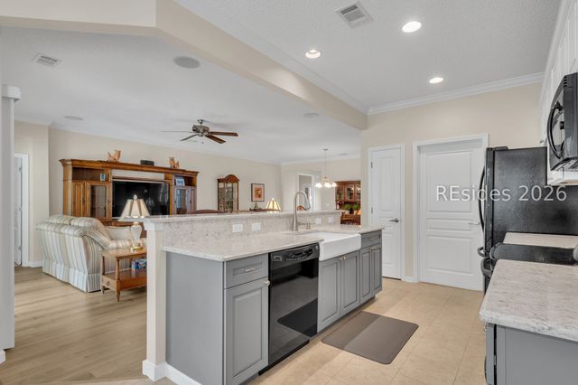 8 Thomas Bee Dr, Bluffton, SC 29909