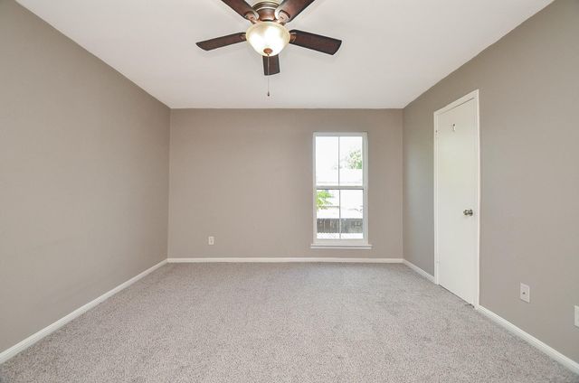 850 Threadneedle Street 75, Houston, TX 77079