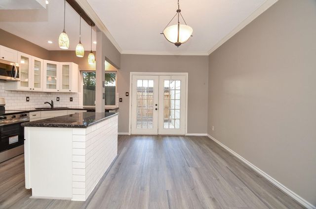 850 Threadneedle Street 75, Houston, TX 77079