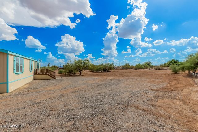 16619 W WINDSTONE Trail, Surprise, AZ 85387
