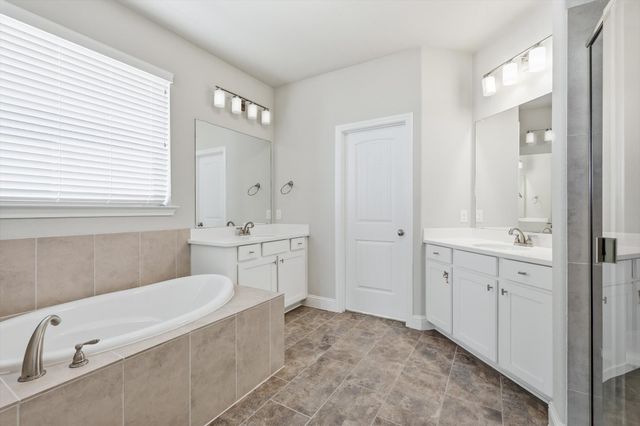 2717 Calloway Creek Drive, Fort Worth, TX 76118