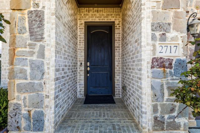2717 Calloway Creek Drive, Fort Worth, TX 76118
