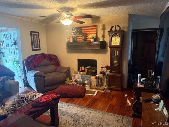 7473 Townline Road, Pendleton, NY 14120