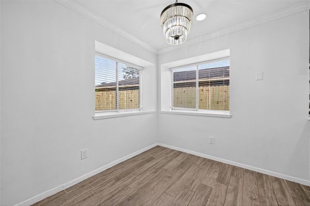 1114 Cable Way, Crosby, TX 77532