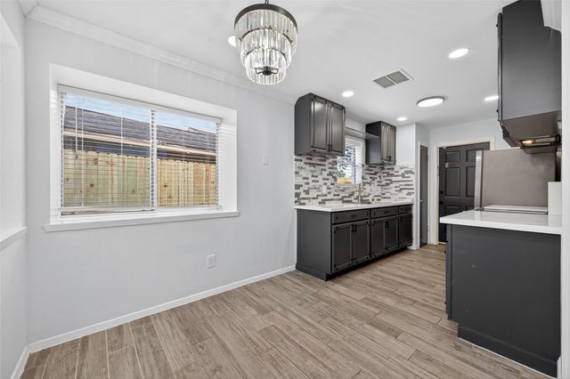 1114 Cable Way, Crosby, TX 77532