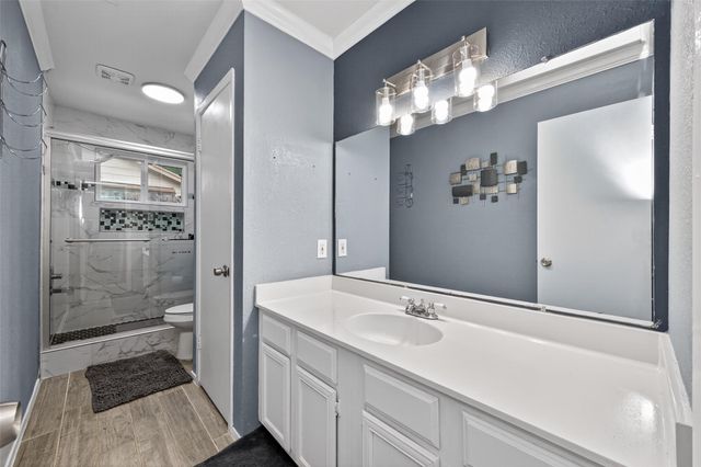 1114 Cable Way, Crosby, TX 77532