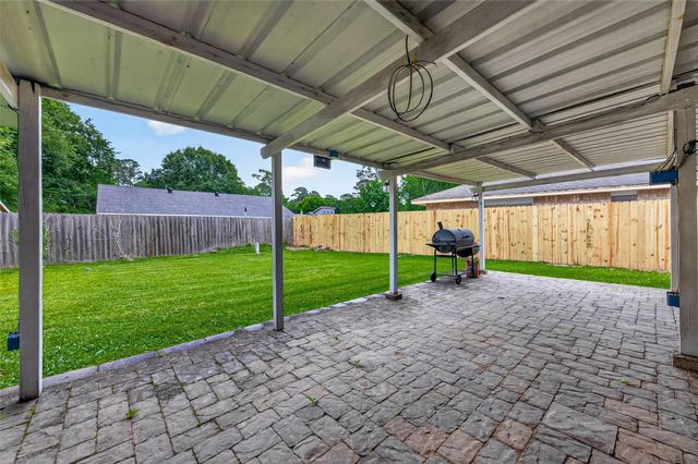 1114 Cable Way, Crosby, TX 77532