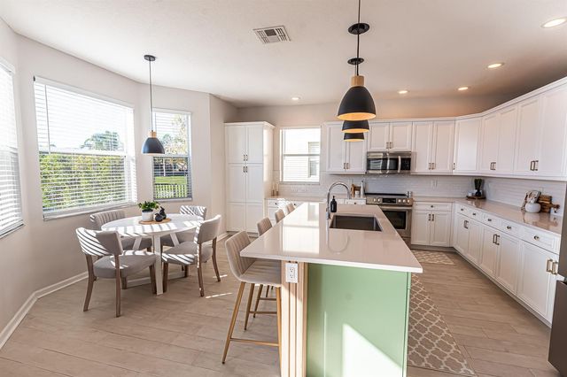 12017 SW Knightsbridge Lane, Port St. Lucie, FL 34987