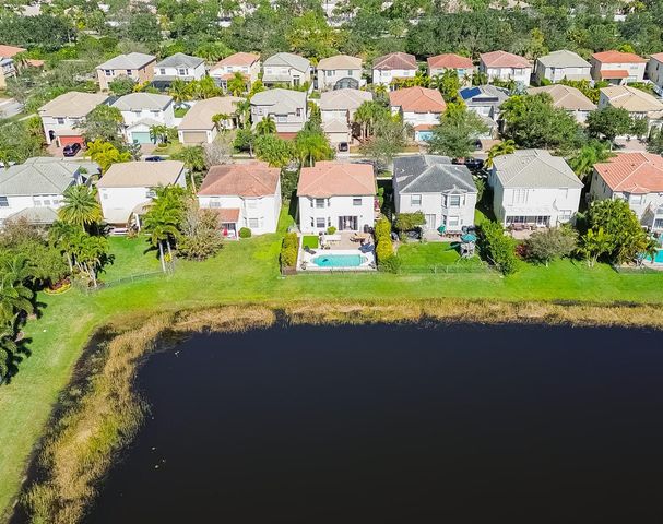 12017 SW Knightsbridge Lane, Port St. Lucie, FL 34987