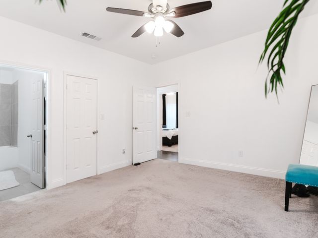 2808 NW 17th Street, Fort Worth, TX 76106