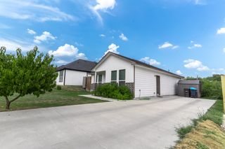 2808 NW 17th Street, Fort Worth, TX 76106