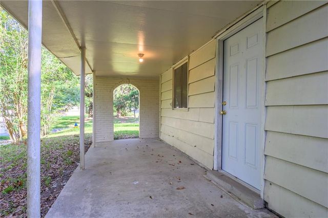 4018 Cresthaven Road, Mobile, AL 36609