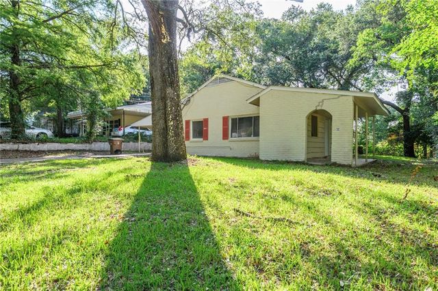 4018 Cresthaven Road, Mobile, AL 36609