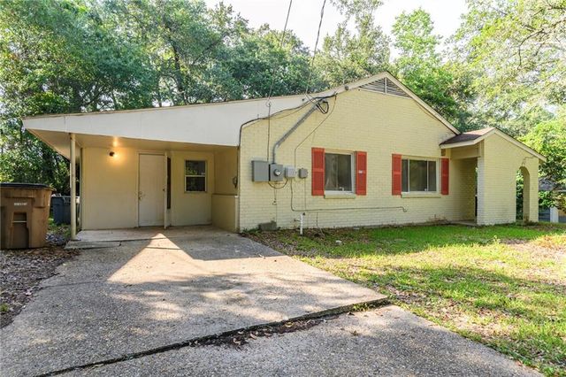 4018 Cresthaven Road, Mobile, AL 36609
