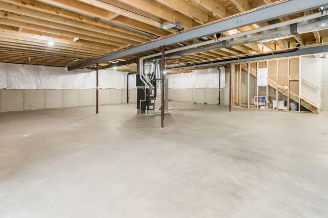 84 Lucca Road, Delaware, OH 43015