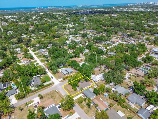 4615 LORDS AVENUE, Sarasota, FL 34231