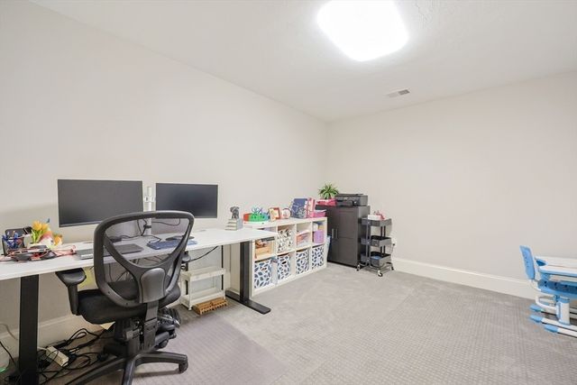 8 Riverstone Way 8, Franklin, MA 02038