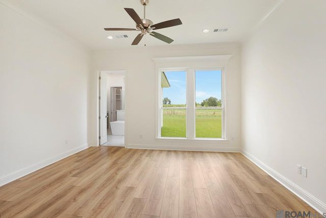 4451 Camargue Avenue, Baton Rouge, LA 70820